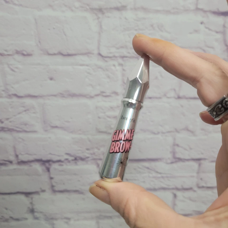 NUEVO Gel de fibra voluminizadora Benefit Gimme Brow+ ELIGE TONO tamaño completo SIN CAJA Foto 2 de 2