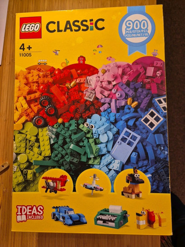 LEGO 11005 Classic Creative Fun Building Blocks 900 Pieces - Picture 1 of 7