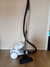 Bush Lightweight Bagless Cylinder Vacuum Cleaner White Fully Working And Tested