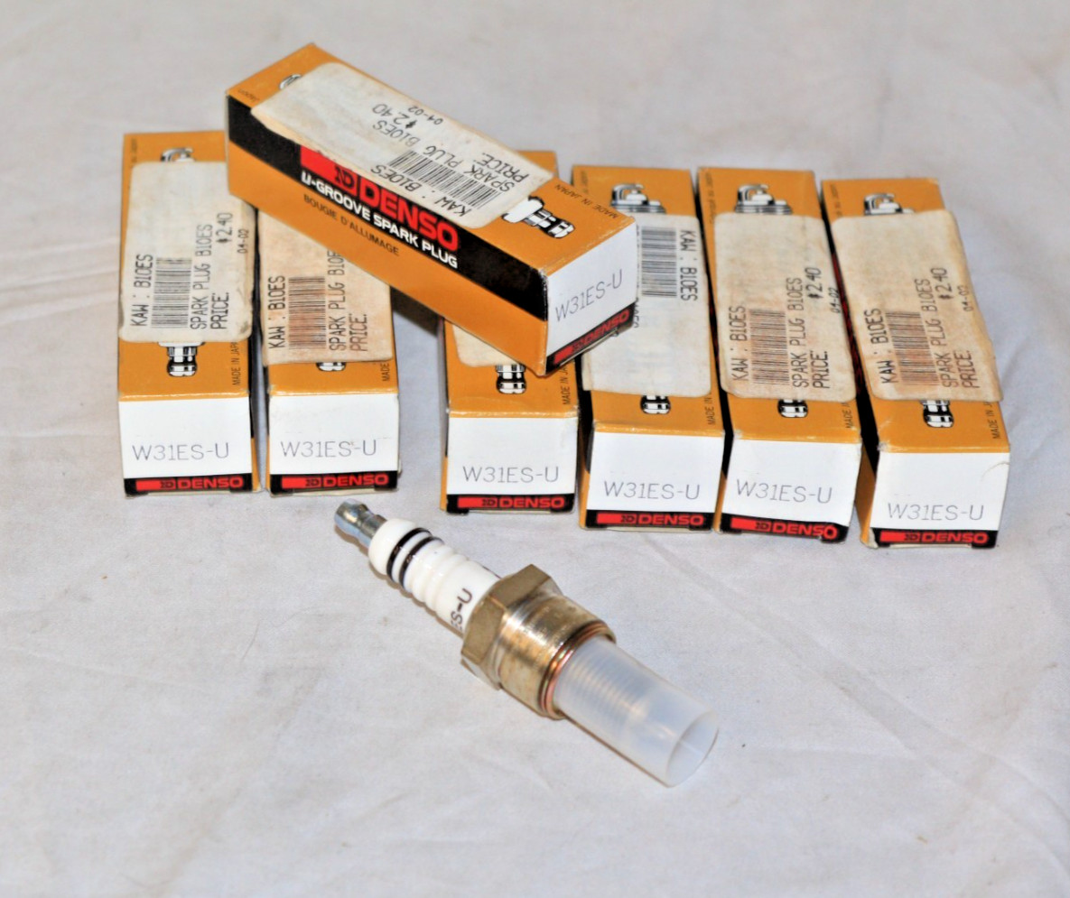 NEW  Denso W3IES-U Spark Plugs Lot of 7