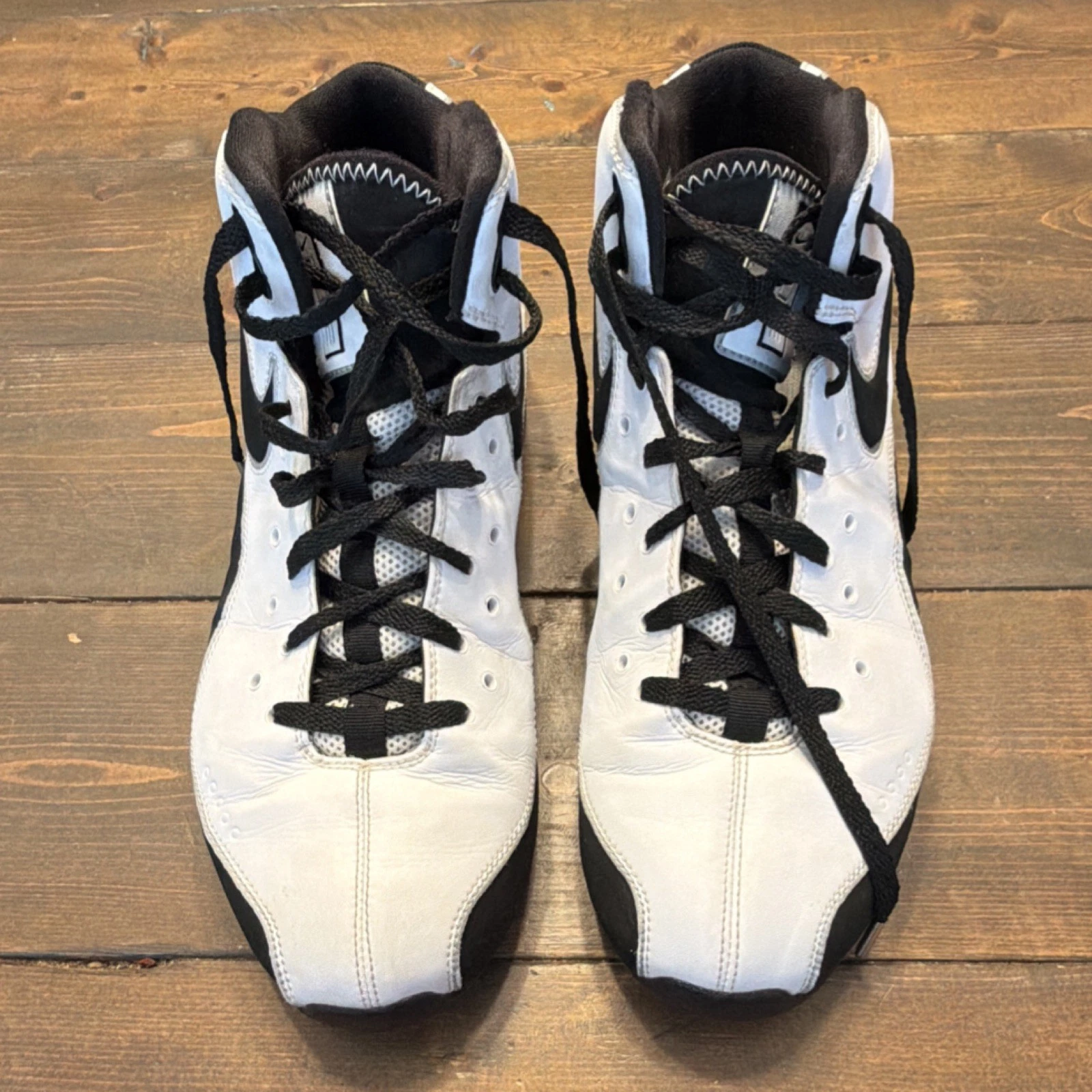 Nike Shox Élite 2008 size 12 Mens black and white