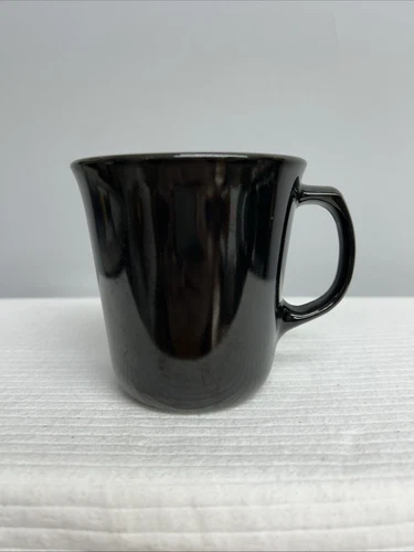 Vintage Pyrex Black Milk Glass 8oz D-Handled Coffee Tea Mug Cup GUC