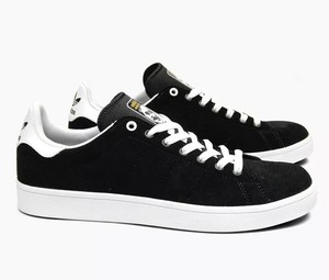 stan smith black stripes