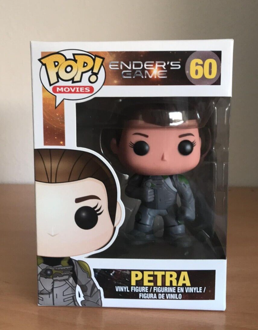 Enders Game Petra Hailee Steinfeld Turns Heads In Eye Catching