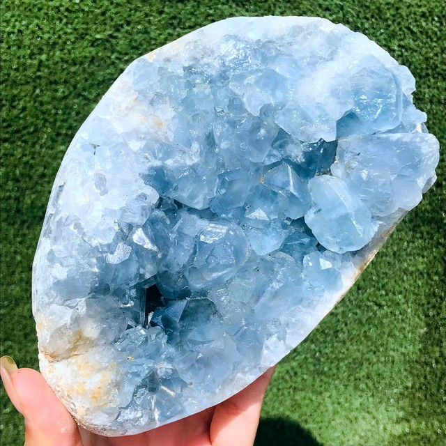 3078G Rare Natural Celestite Geode Quartz Crystal Mineral Specimen Healing 3078G Rare Natural Celestite Geode Quartz Crystal Mineral Specimen Healing