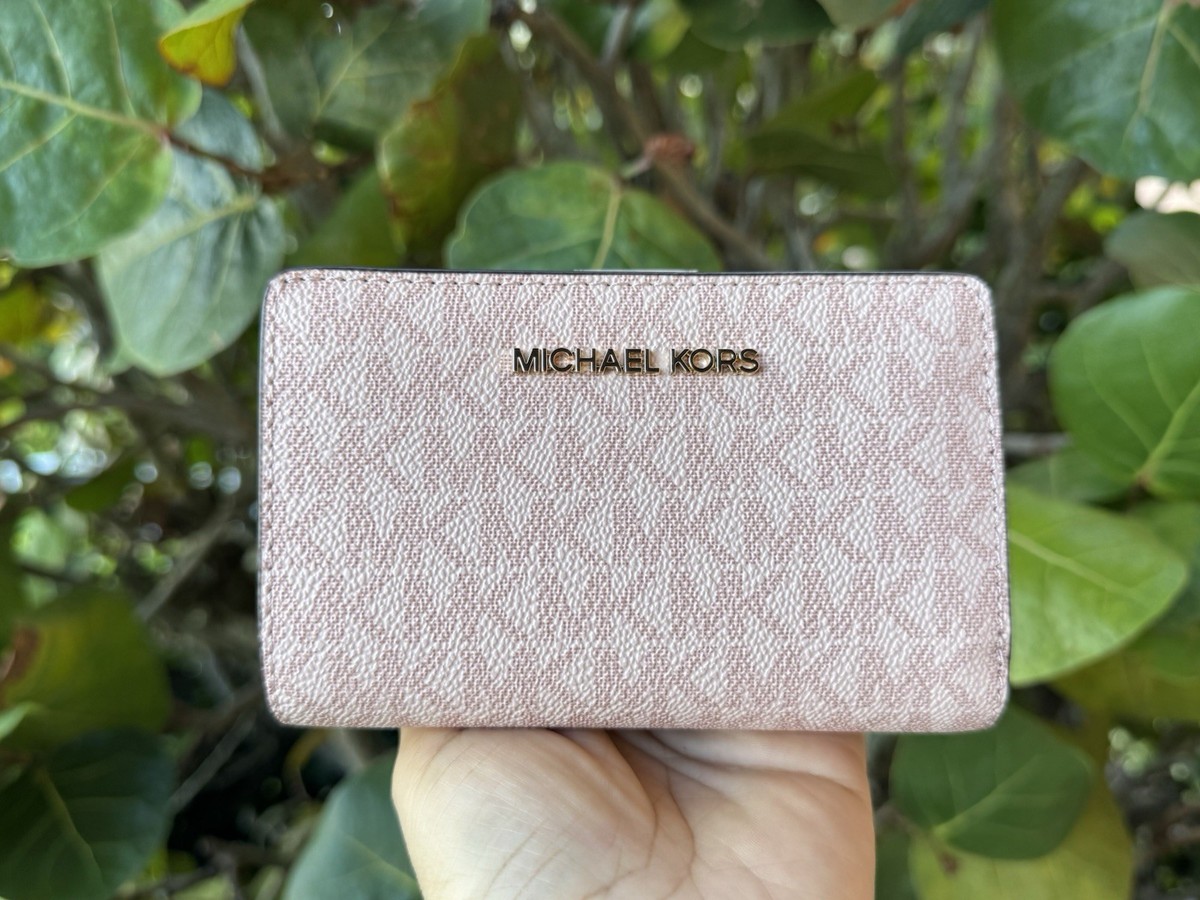 Michael Kors Jet Set Travel Medium Bifold Coin Zipper Wallet MK