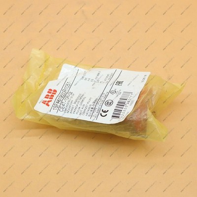 1 piece brand new   Push Button CE4T-10R-02 Free ship #vn