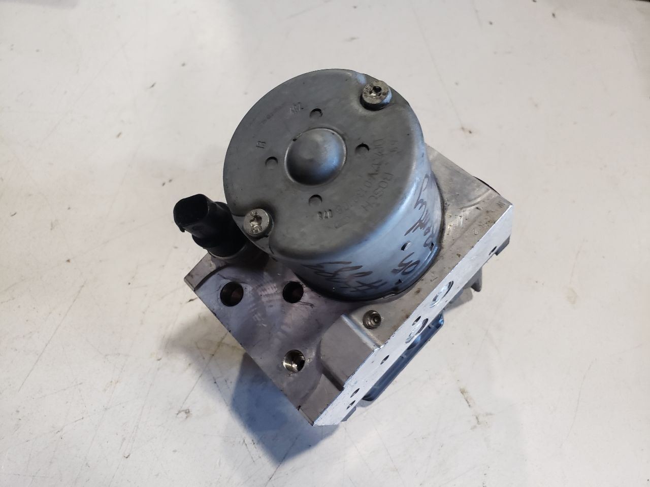 ABS Anti Brake Lock System - 2005 Bentley Continental GT Coupe - OEM  0265950115