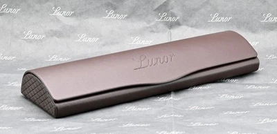LUNOR Brillen Etui Echt Leder Klapp A Braun Magnet Lang Schmal S 165x50x22 Neu - Bild 1 von 4