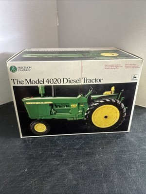 1992 ERTL John Deere Model 4020 Diesel Tractor Precision Classics 1:16 #5638