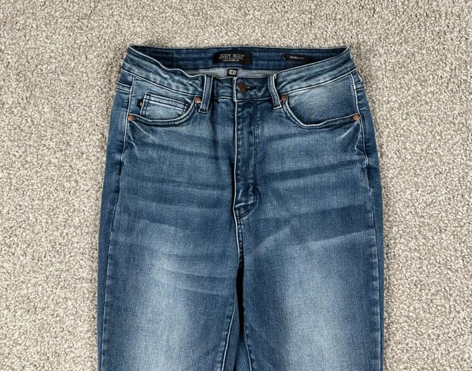 Judy 蓝色牛仔裤女式 11/30 紧身版型中号水洗弹力牛仔布 *28x26.5 — 第 4/4 张图片