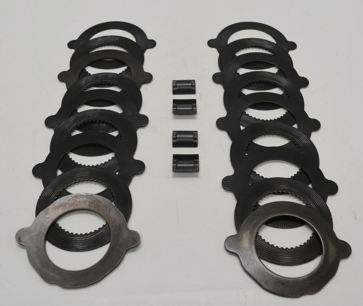 Dana Spicer 708203 Differential Clutch Pack Dana 44 and Chrysler 9.25 Dana Spicer 708203 Differential Clutch Pack Dana 44 and Chrysler 9.25