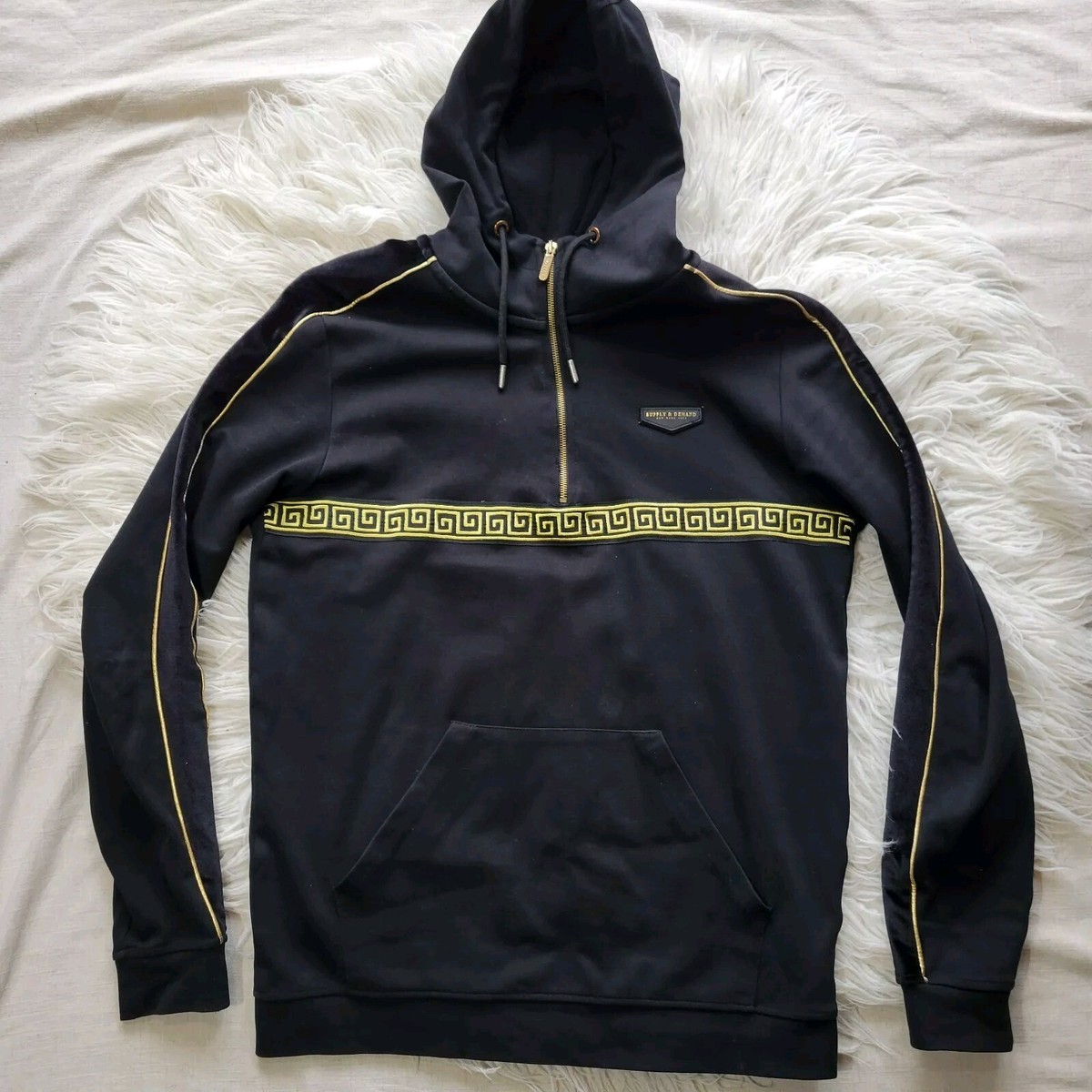 Supply and Demand Sweatshirt Mens Size Medium Black Gold 1/3