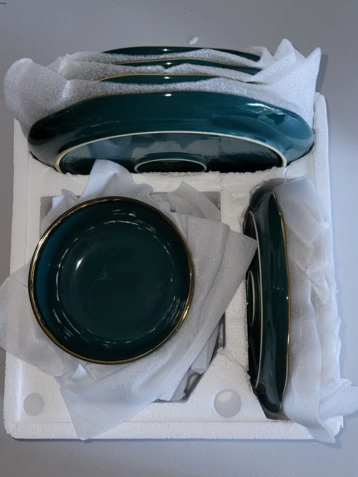 LOVECASA Stoneware Dinnerware Sets for 4, 16 PCS Dish Set Handmade Plates and... - Image 3 of 4