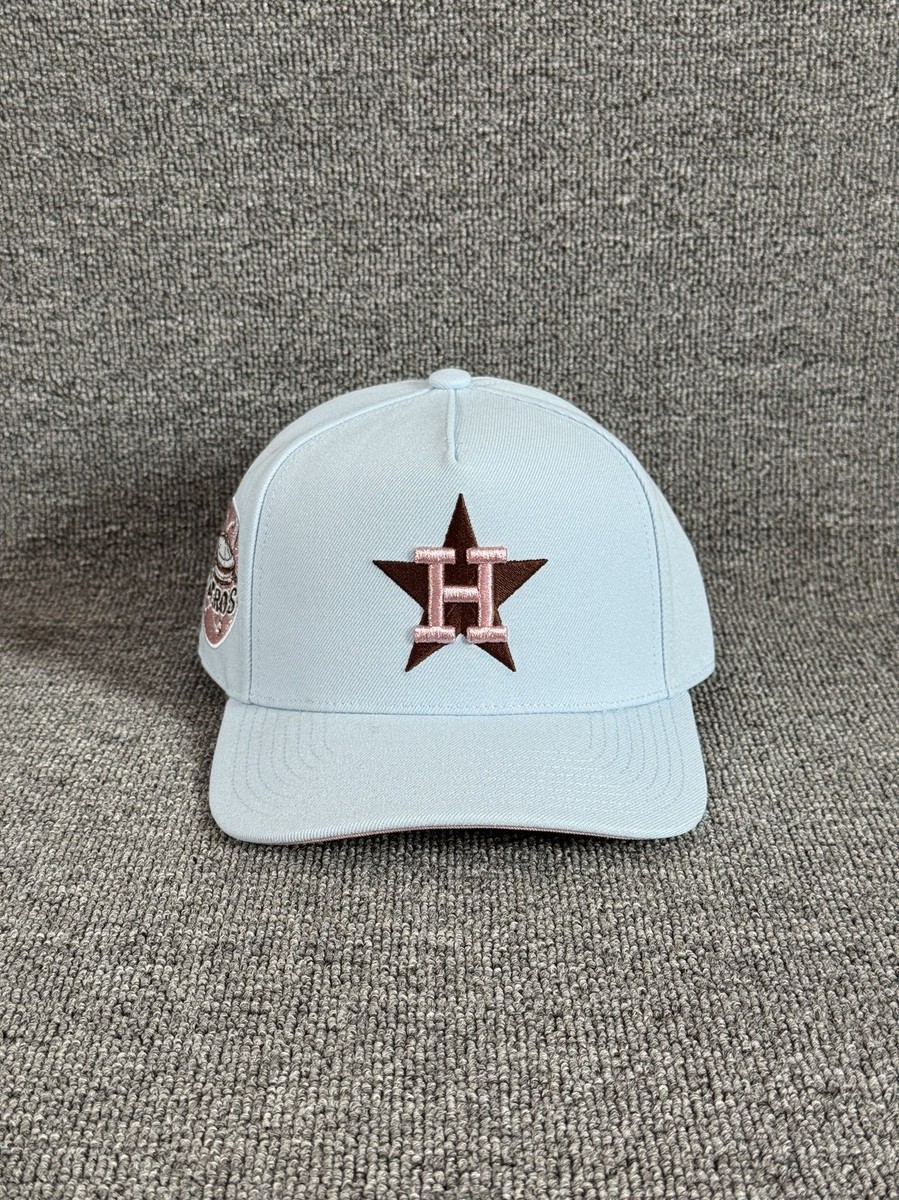 Mitchell & Ness Houston Astros Snapback Curved Brim Light Blue Hat