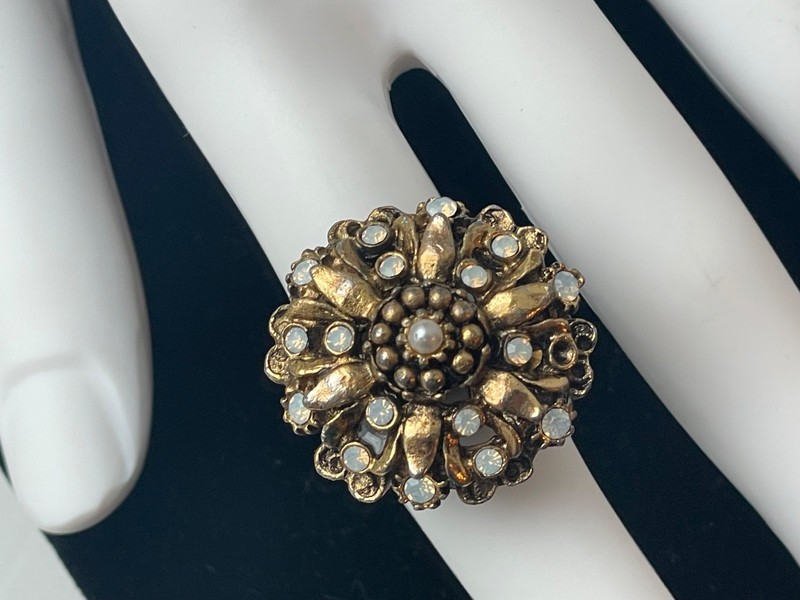 Vintage Gold Tone Plated Adjustable Flower Ring crystals domed 1” large statemen