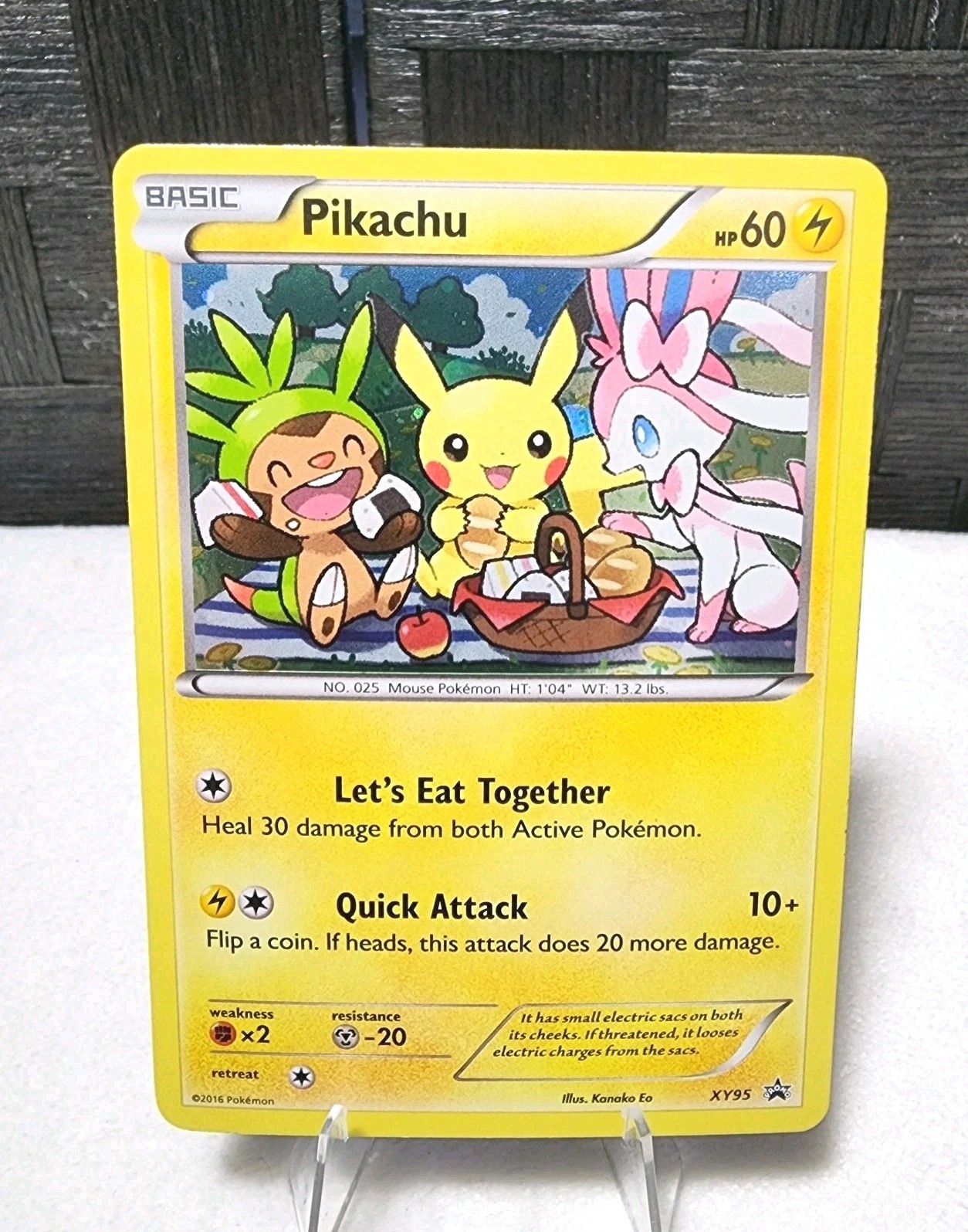 Pikachu XY95 XY Holo Black Star Promo Let’s Eat Together NM-