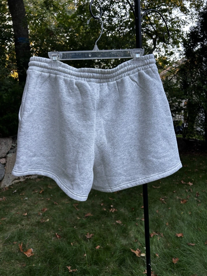 Pantalones Cortos Deportivos Zorro Blanco XL Gris Vol 3 Salón Informal Acogedor Ropa de Calle Para Mujer’s Nuevos sin Etiquetas Foto 4 de 4