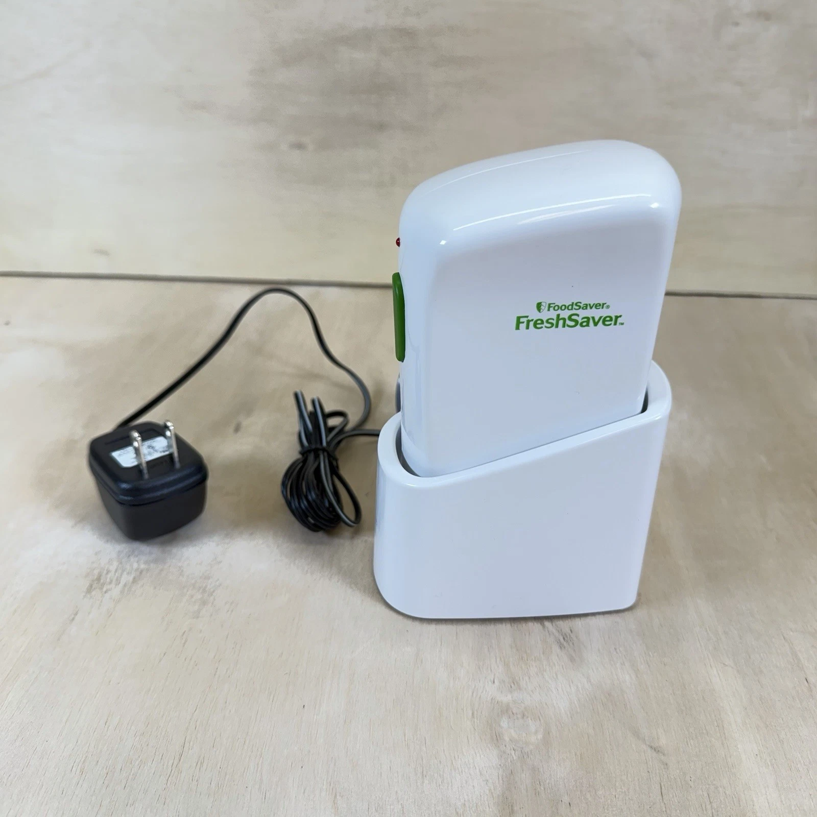 FoodSaver FreshSaver Handheld Rechargeable Vacuum Sealing System
Opens in a new window or tab