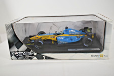 2004 Hot Wheels Racing Renault F1 Team 1:18 scale diecast vehicle