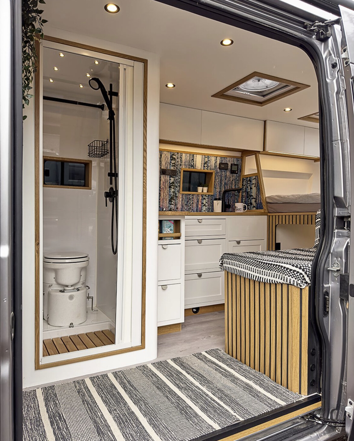 ROLdour Gloss White Retractable Waterproof Campervan, RV Shower door