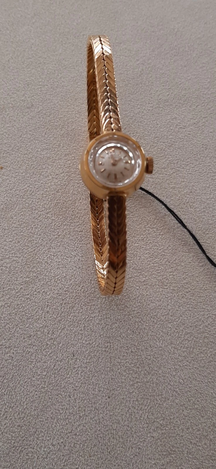 Zenith — Zenith 18kt Gold Manual Winding Watch