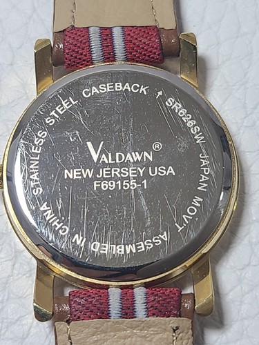 Valdawn Watch Patriotic Stars & Stripes USA Flag Gold Tone Leather Band - Picture 6 of 11