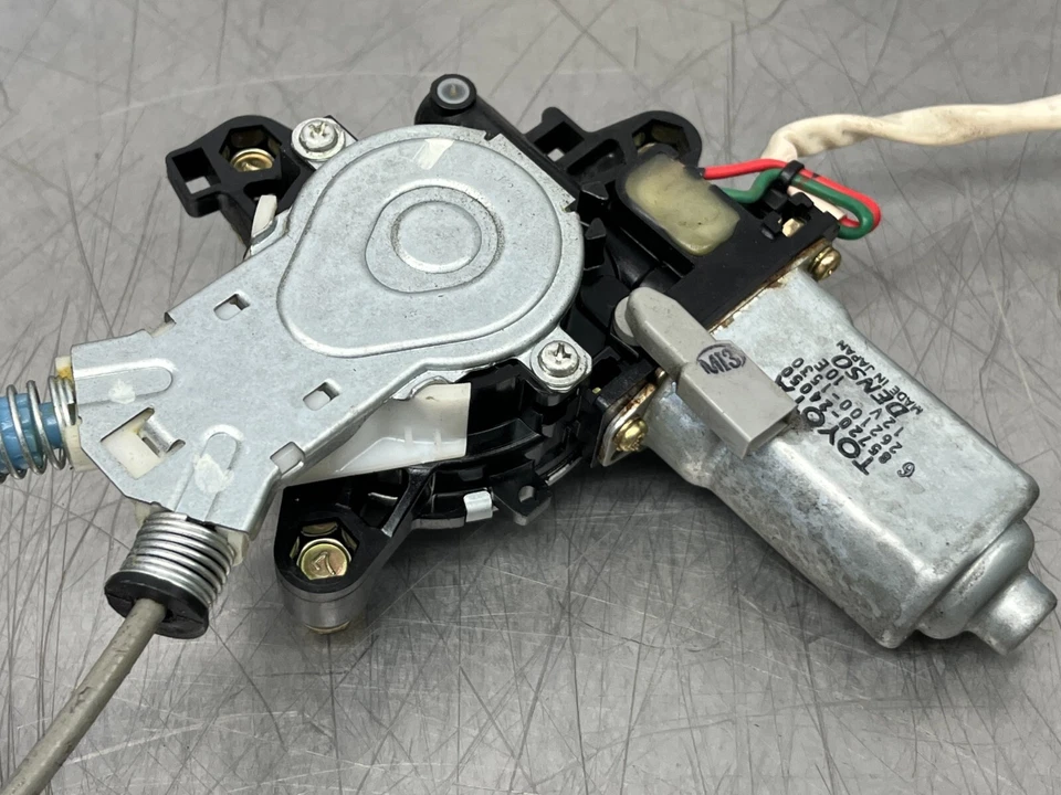 Lexus SC430 2004 ventana de ventilación trasera motor regulador vidrio - pasajero derecho - 132 k Foto 3 de 4