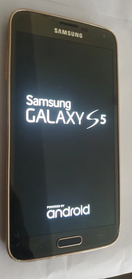 Samsung Galaxy S5  16GB 5.1in 3GB RAM Unlocked - Copper Gold - Image 3 of 4