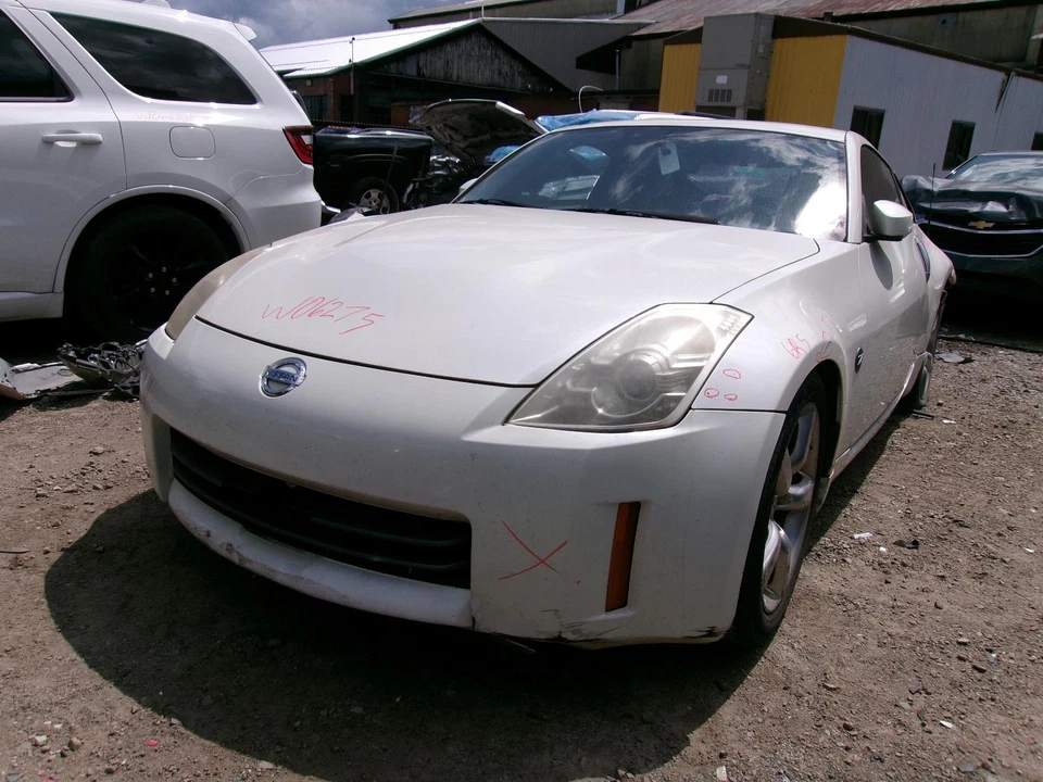 Used Front Left Fender fits: 2007 Nissan 350z Front Left Grade B - Image 2 of 4