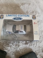 Gearbox Ford Crown Victoria Police Interceptor 1:43 Limited Edition Louisville …