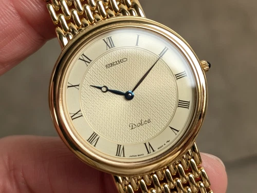 1988 SEIKO Dolce 8N40-6030 Gold Quartz Roman Dial Men's Watch Vintage 32mm