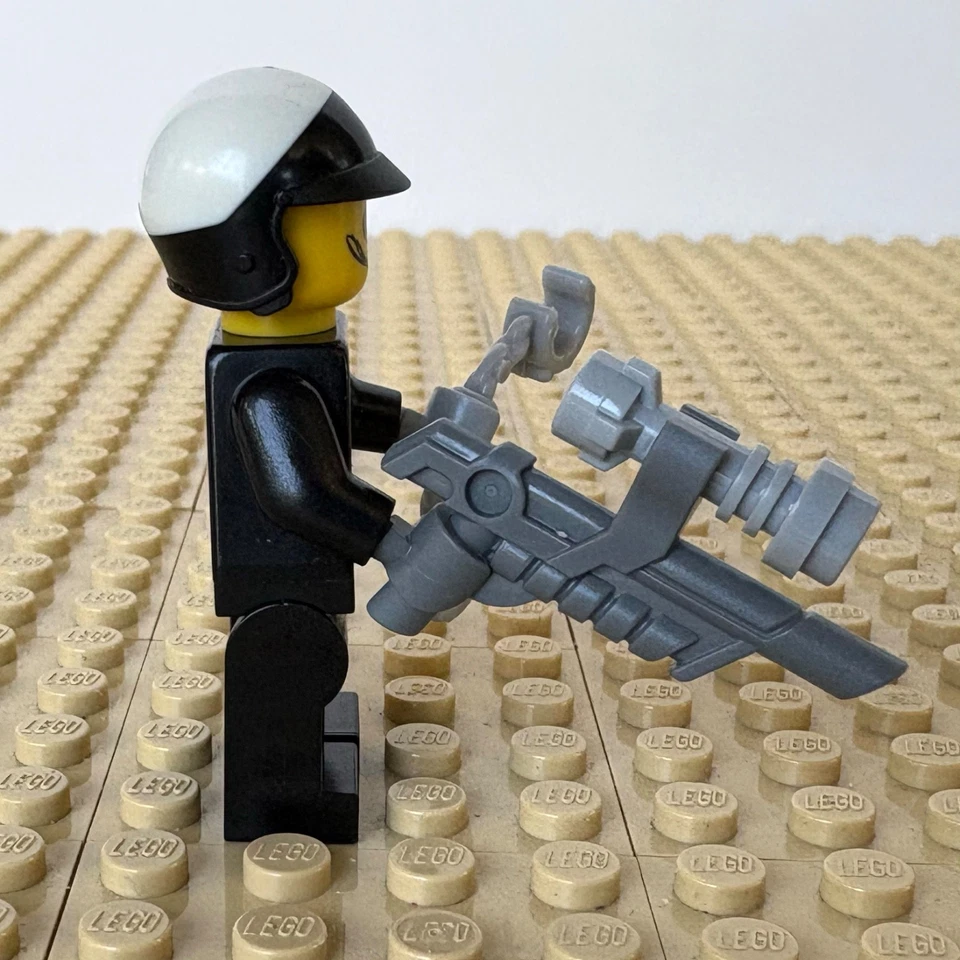 LEGO Movie: Scribble-Face Bad Cop, HANDCUFFS, coltlm-7, 71004, SERIES, 2014 - Image 2 of 4