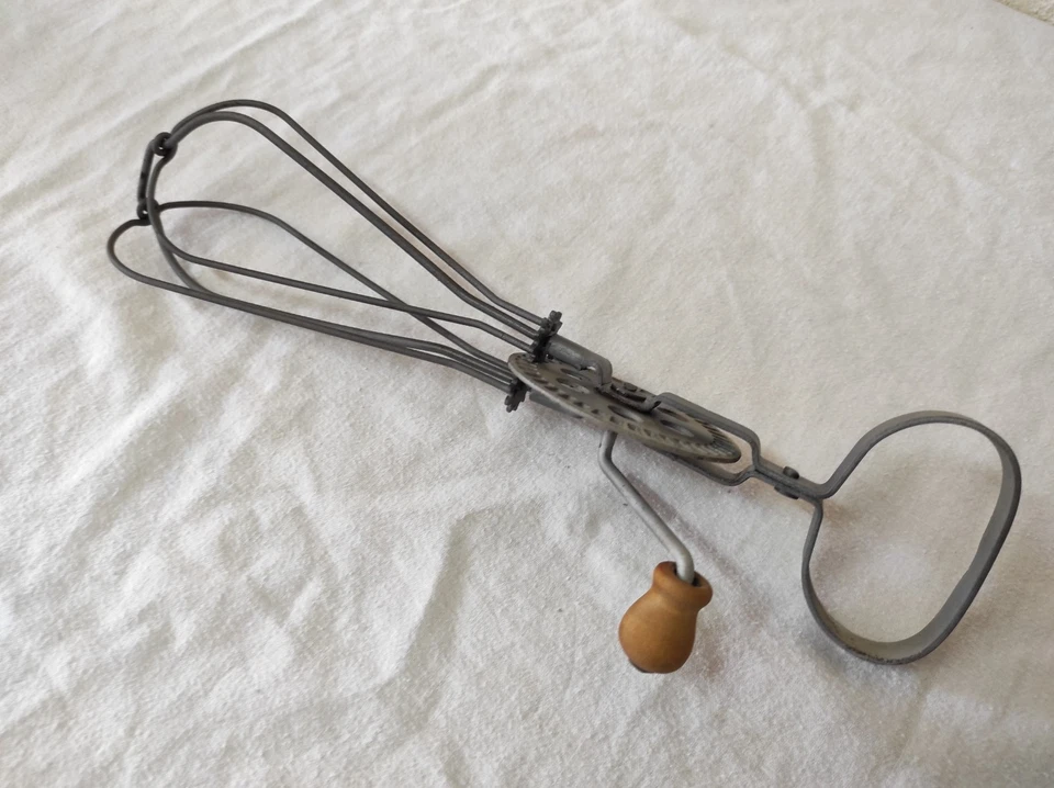 Ancien Batteur à main, Fouet de cuisine Vintage - Photo 2/3