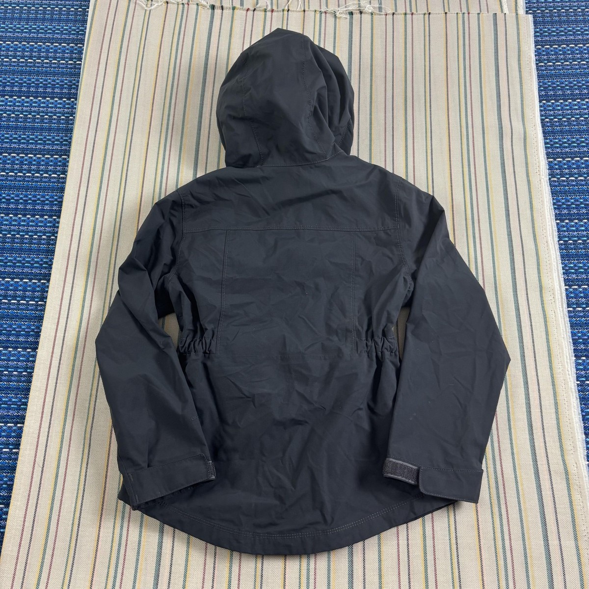 The North Face Jacket Girls XS 6 Black DryVent Hooded Rain Coat