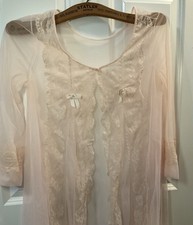 Vintage Movie Star Lingerie Peignoir Robe Wedding Coquette Pink USA Made Lace