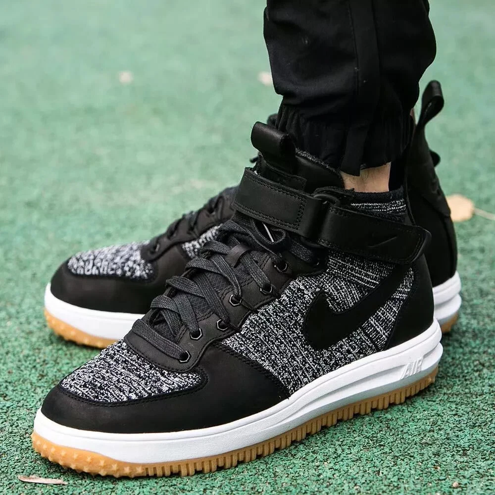 lunar force 1 flyknit workboot