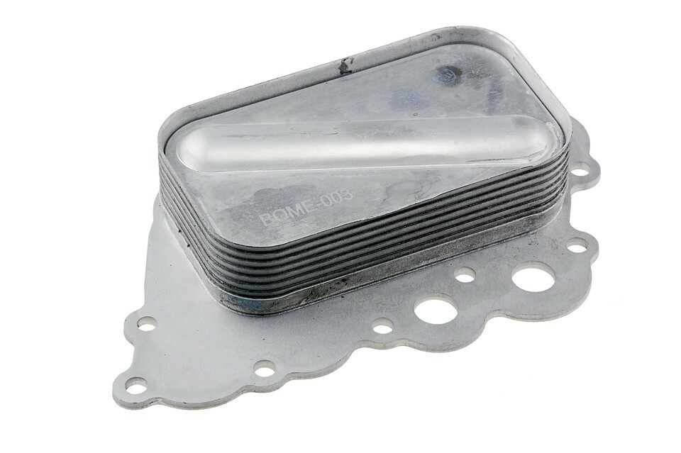 Radiateur d'huile moteur pour Mercedes Classe A B résout la surchauffe 6401800765