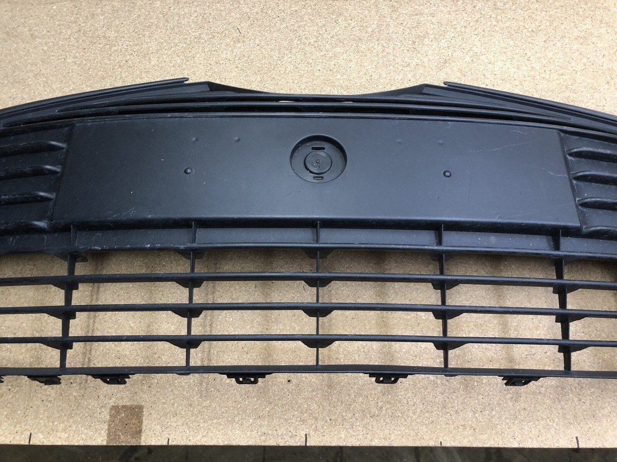 2015-2018 Toyota Yaris Hatchback Lower Grille | 53102-0D040