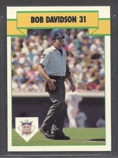 1990 T&M Sports Umpires - #40 - Bob Davidson - National League