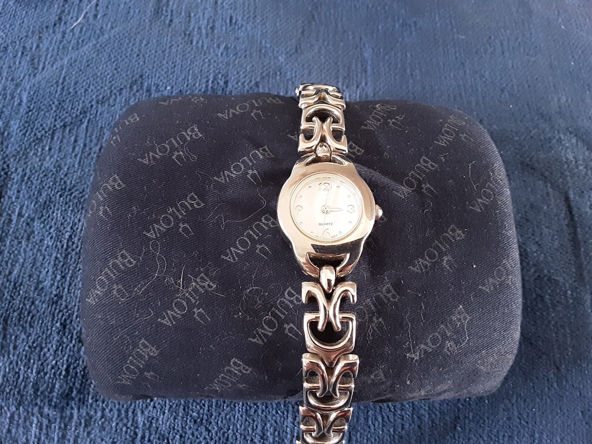 シルバーブレスレットウォッチ SR626SW F72631 LADIES silver tone BRACELET Watch. | eBay