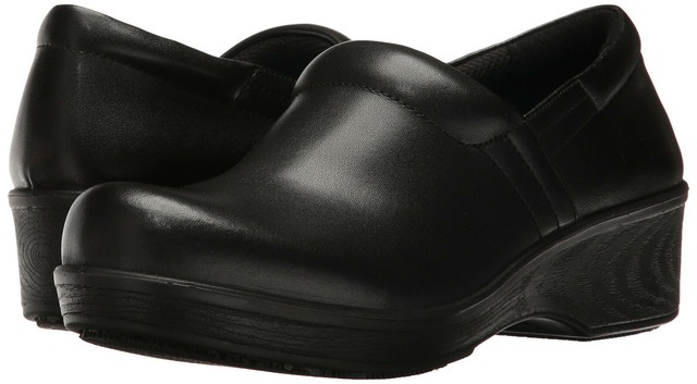 dr scholl's dynamo clogs