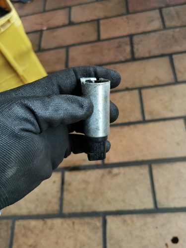 Original Audi A6 4F 3.2 FSI Steuerventil Nockenwelle 06E109257J