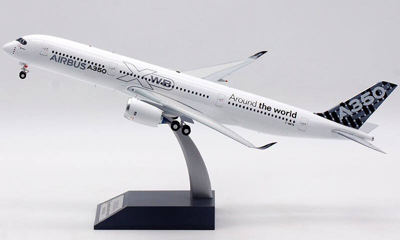 AIRBUS A350-900 1:200 ミニチュアモデル 1:200 33CM InFlight AIRBUS A350-900 Passenger Airplane