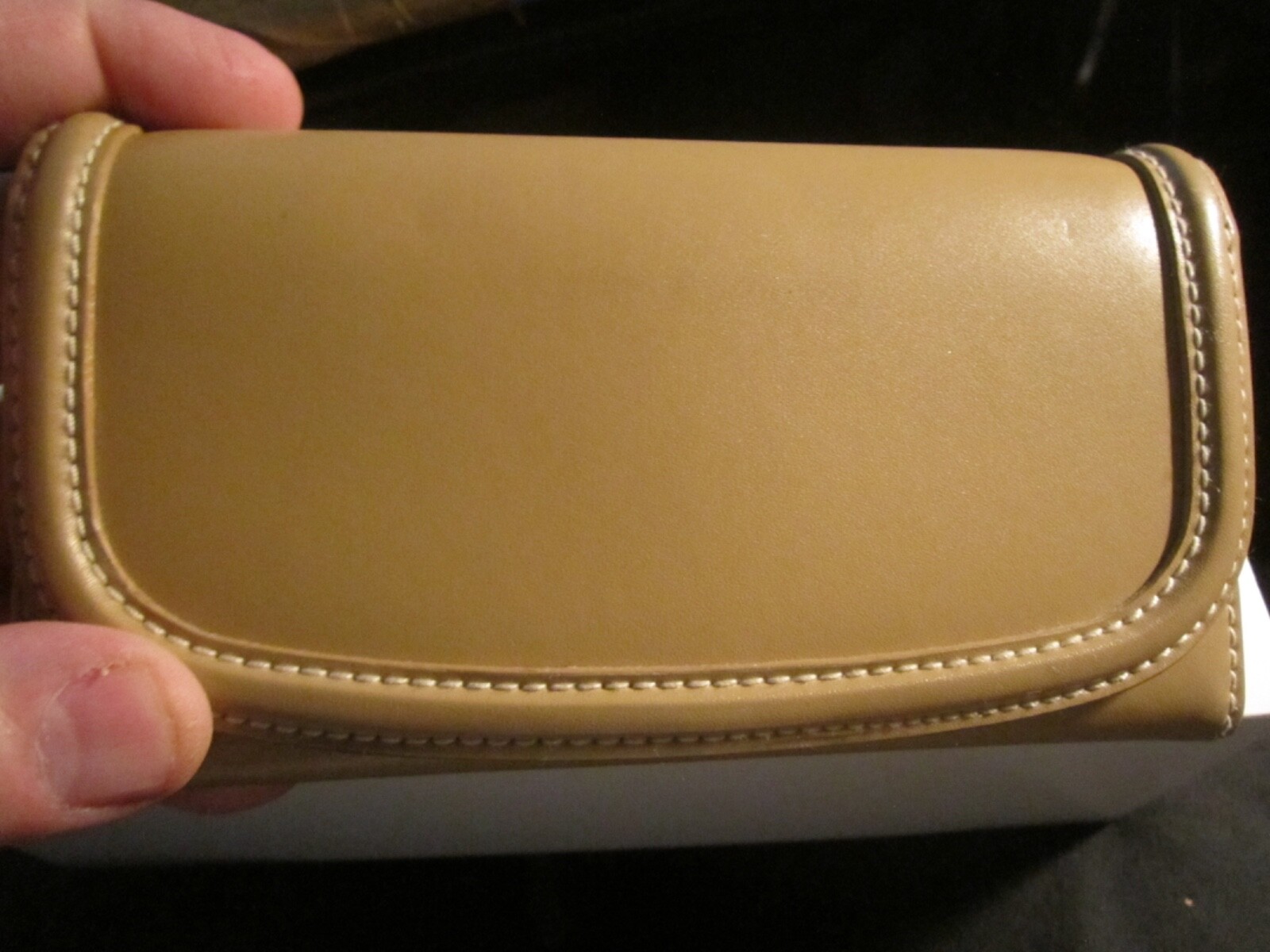 ENZO ANGIOLINI TAN LEATHER WALLET LADIES LOTS OF CREDIT CARD