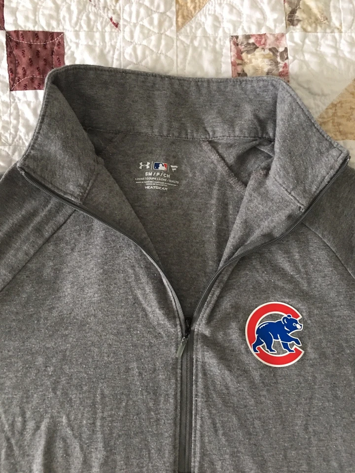 女式 Chicago Cubs Under Armour Heatgear 夹克半拉链运动衫 S 码 — 第 2/4 张图片