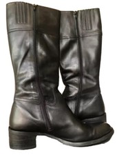 stivali alti da donna in ecopelle nero. Nuovi mai usati. Taglia: 41 da donna    