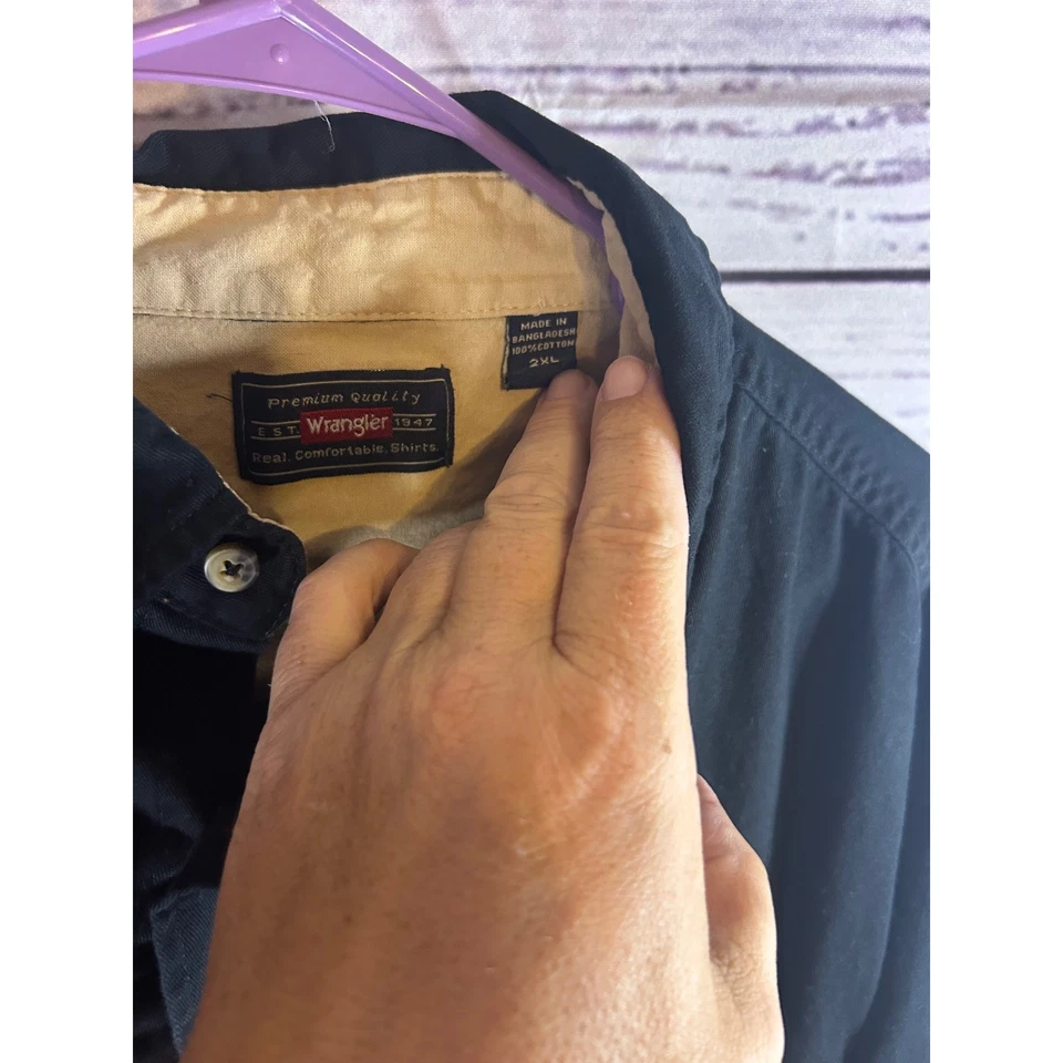 Camisa de trabalho Wrangler resistente com botões manga longa preta 2XL - Imagem 2 de 4