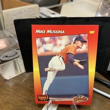 1992 Donruss Triple Play baseball Mike Mussina card #237 NM-MT