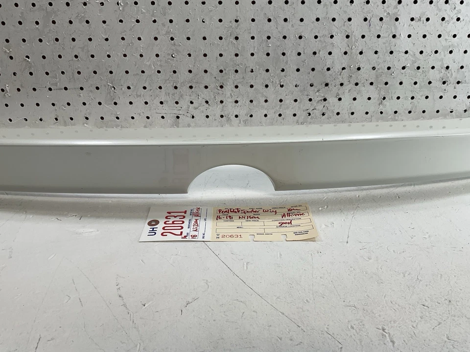 Nissan Altima 2016 2018 sedán tapa del maletero trasero alerón moldeado OEM 93060 9HS0A Foto 4 de 4